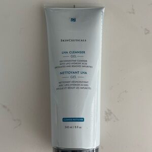 SkinCeuticals White Cleanser & Exfoliant Tube